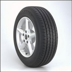  BRIDGESTONE 225 40 R 18 88...