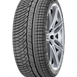  MICHELIN 235/35 R20...
